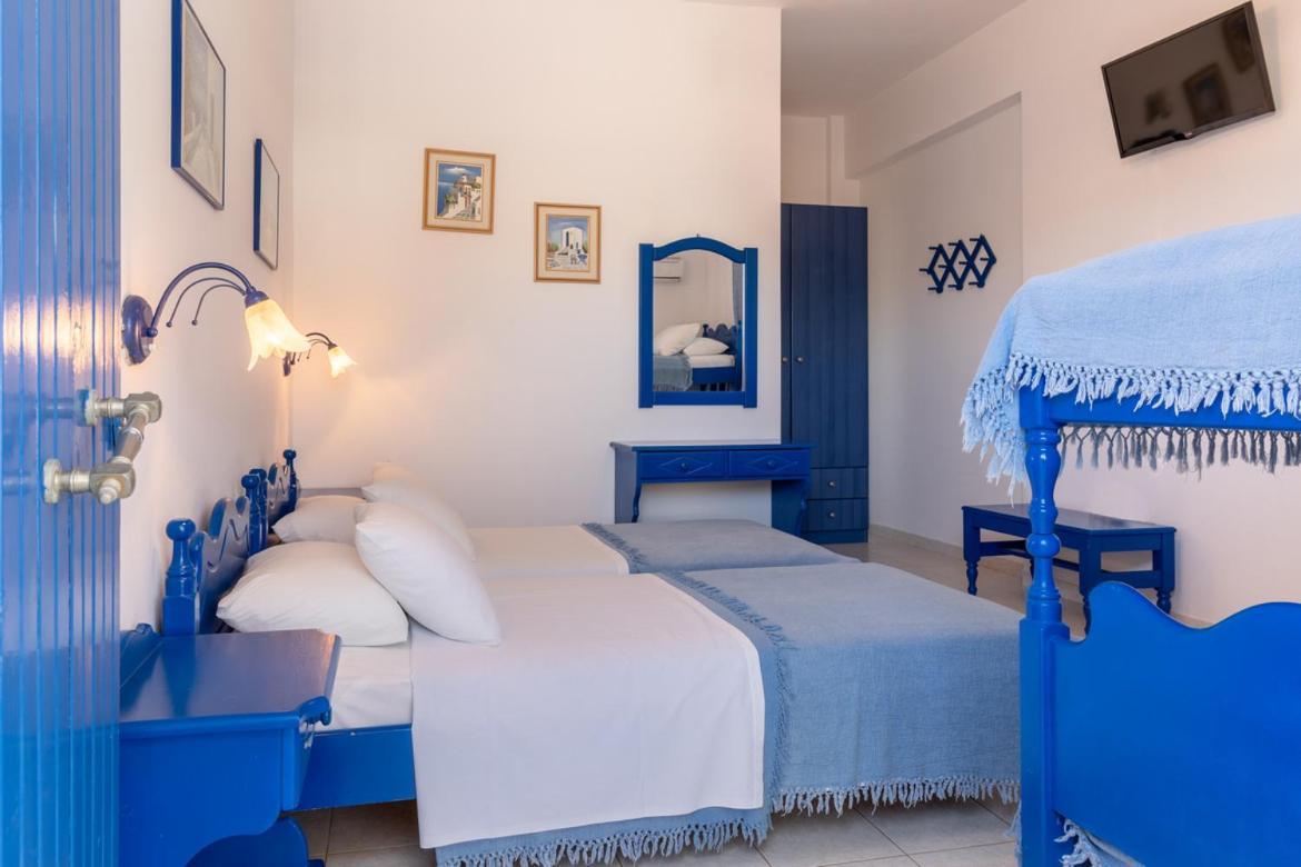 Sardis Rooms Kímolos Exteriör bild